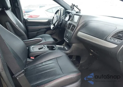 2019 Dodge Grand Caravan Gt z USA, uszkodzony, nr VIN 2C4RDGEG3KR616309